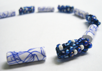 unikatissima Doodled Paper Beads